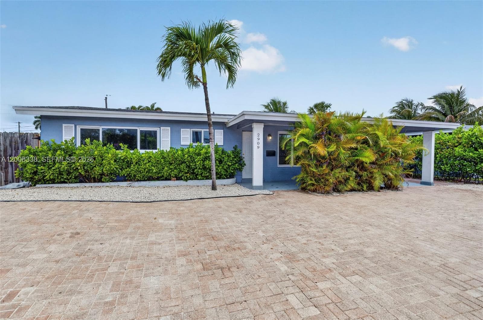 2909 NW 9th Ave, Wilton Manors FL 33311 1